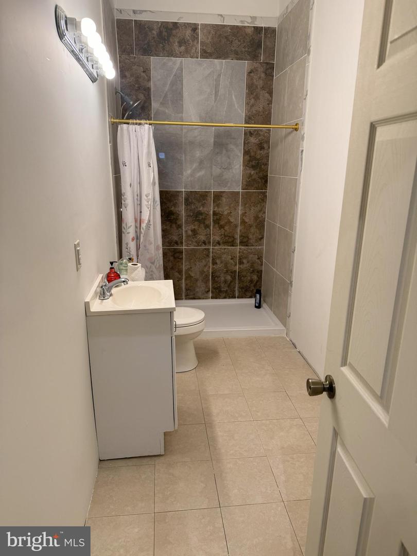 110 W Green Street Property Photo 20