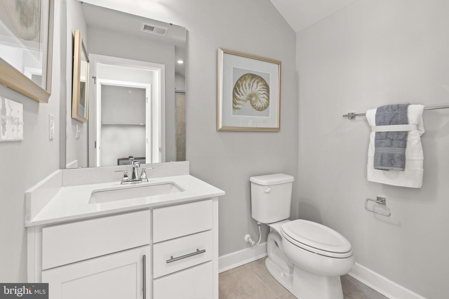 12251 Hidden Bay Dr #3 Property Photo 17
