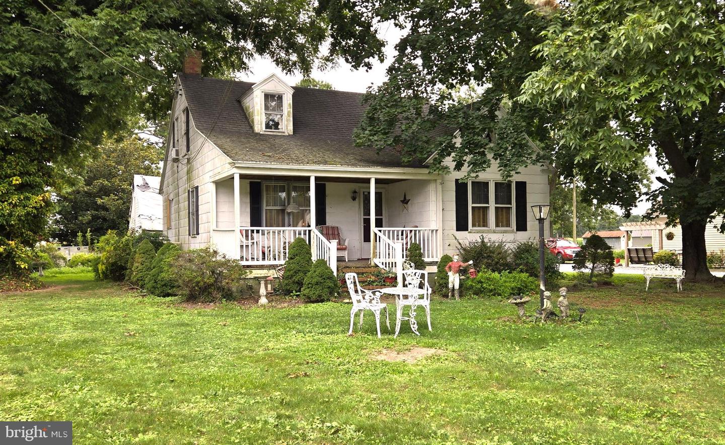1834 Cedar Hall Rd Property Photo