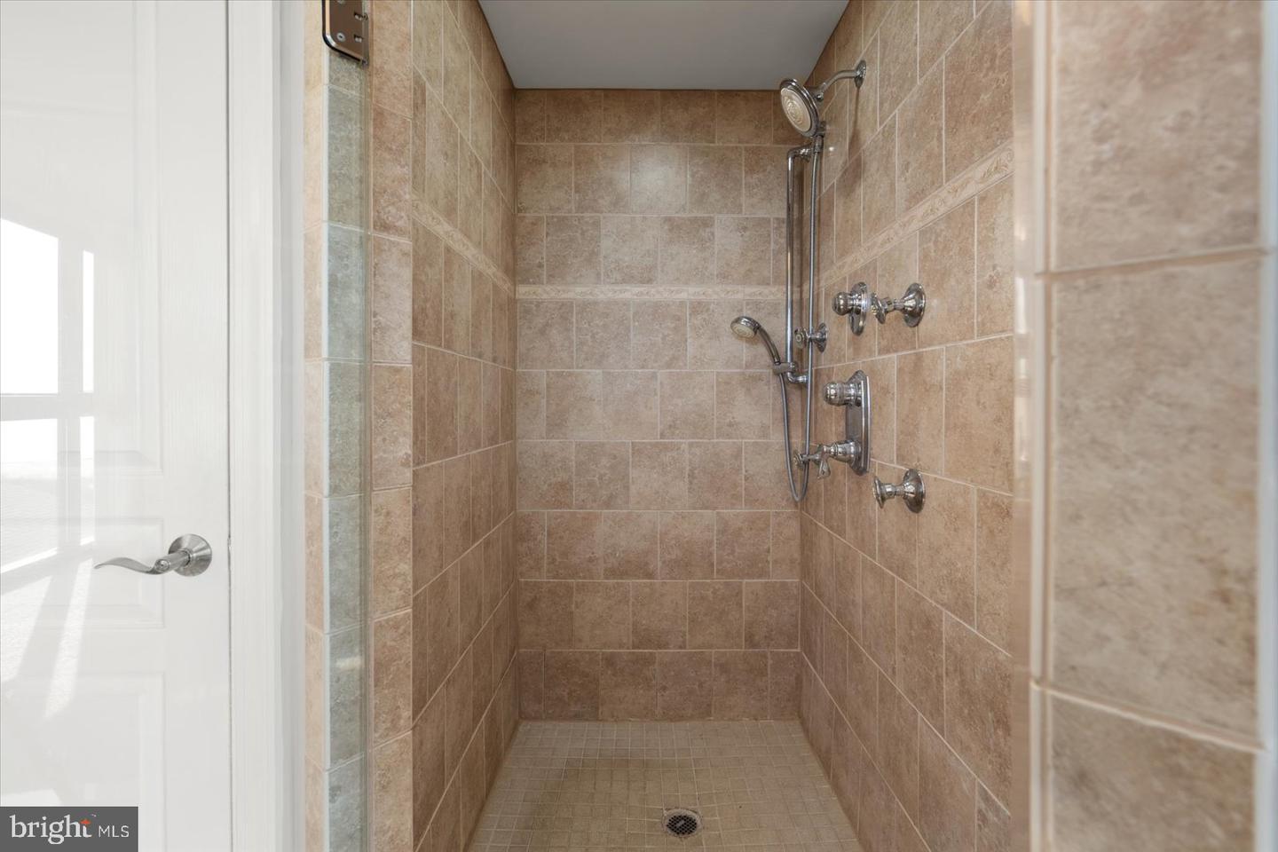 5603 Atlantic Ave #301 Property Photo 43