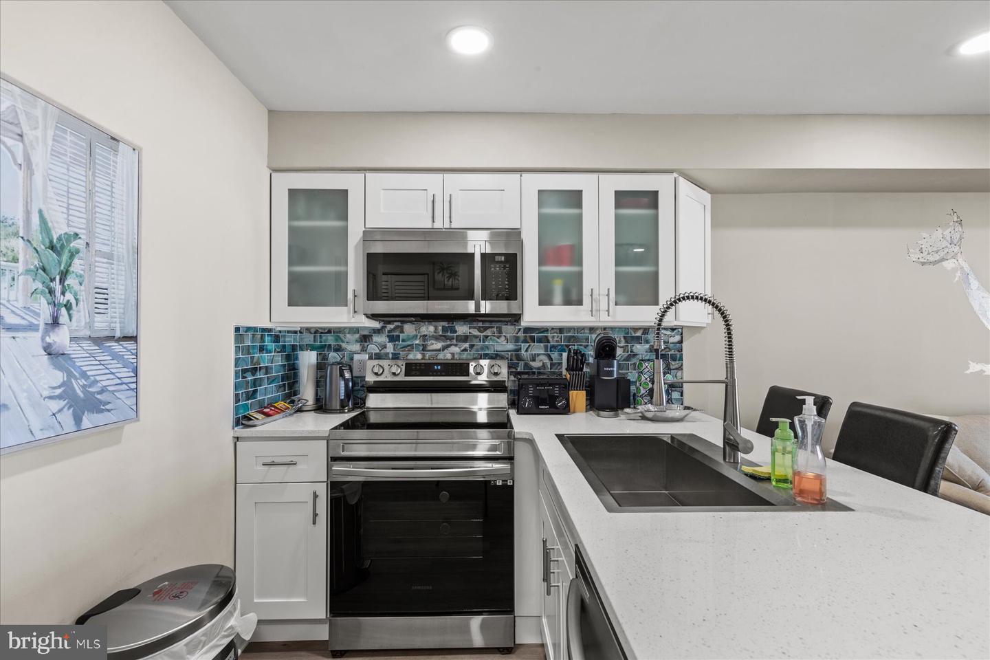 104 127th St #22101 Property Photo 4
