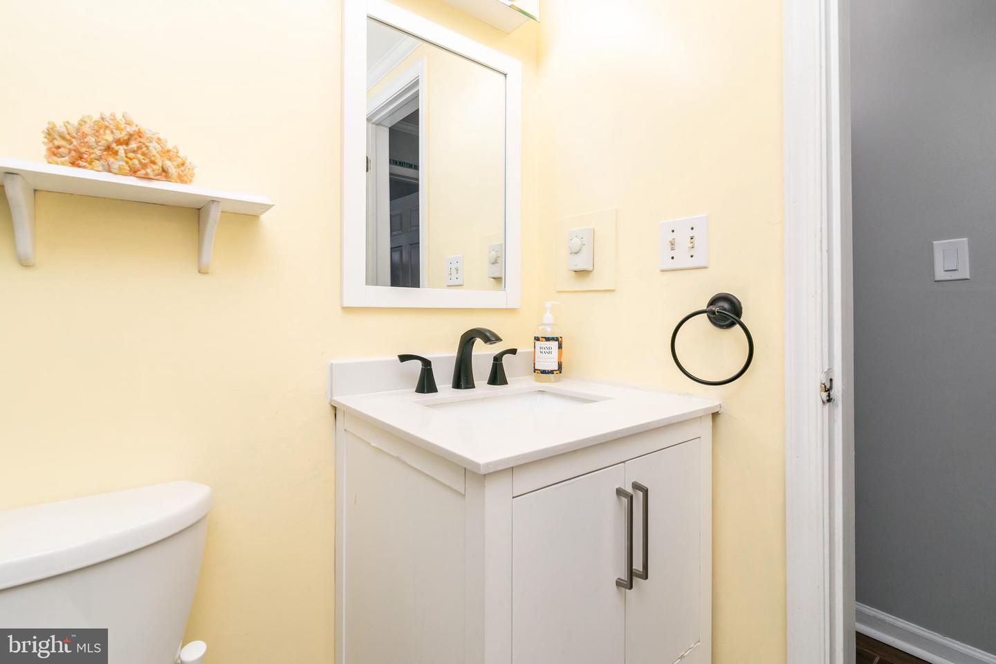 417 Robin Dr #b304 Property Photo 17