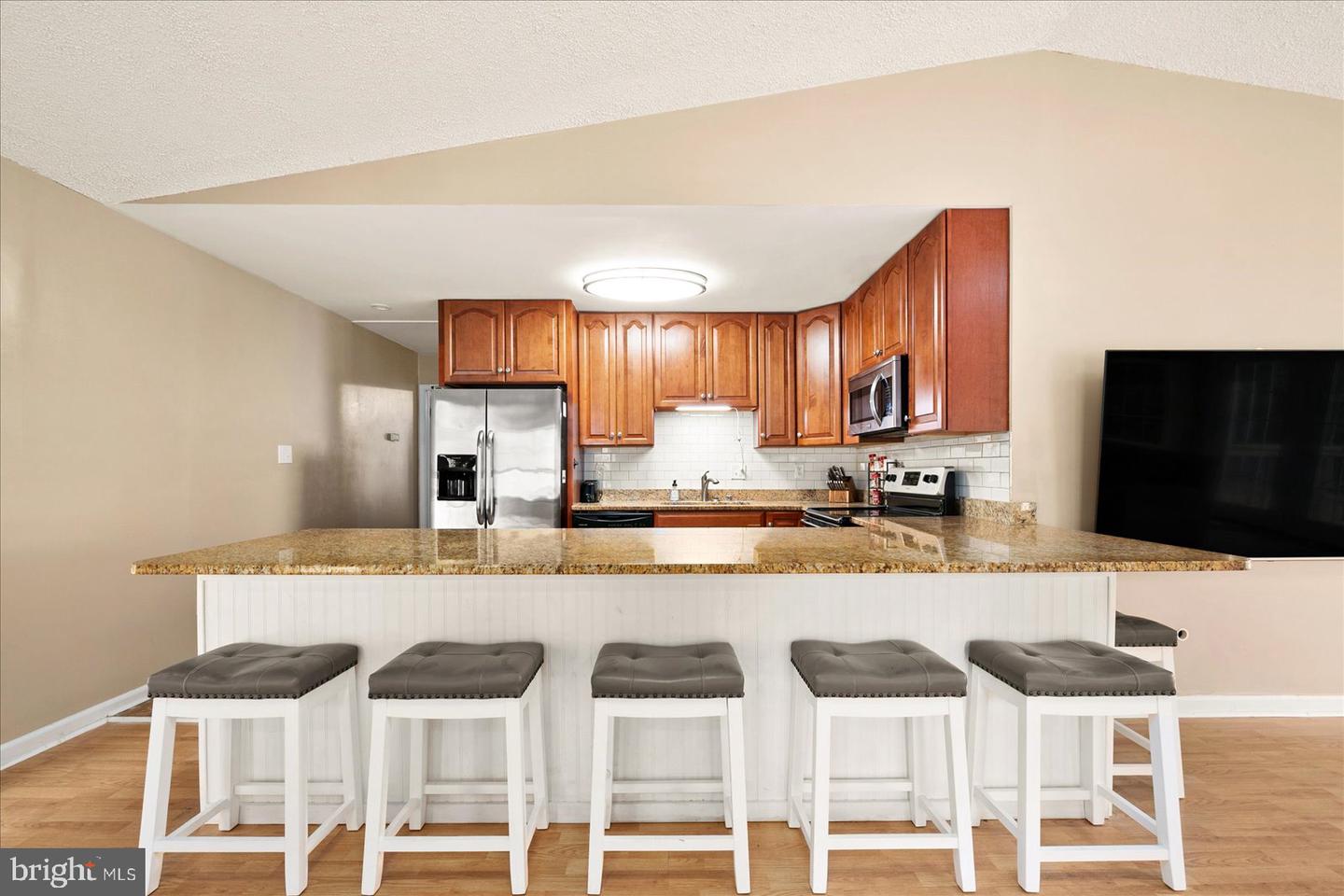 702 Ocean Pkwy Property Photo 17