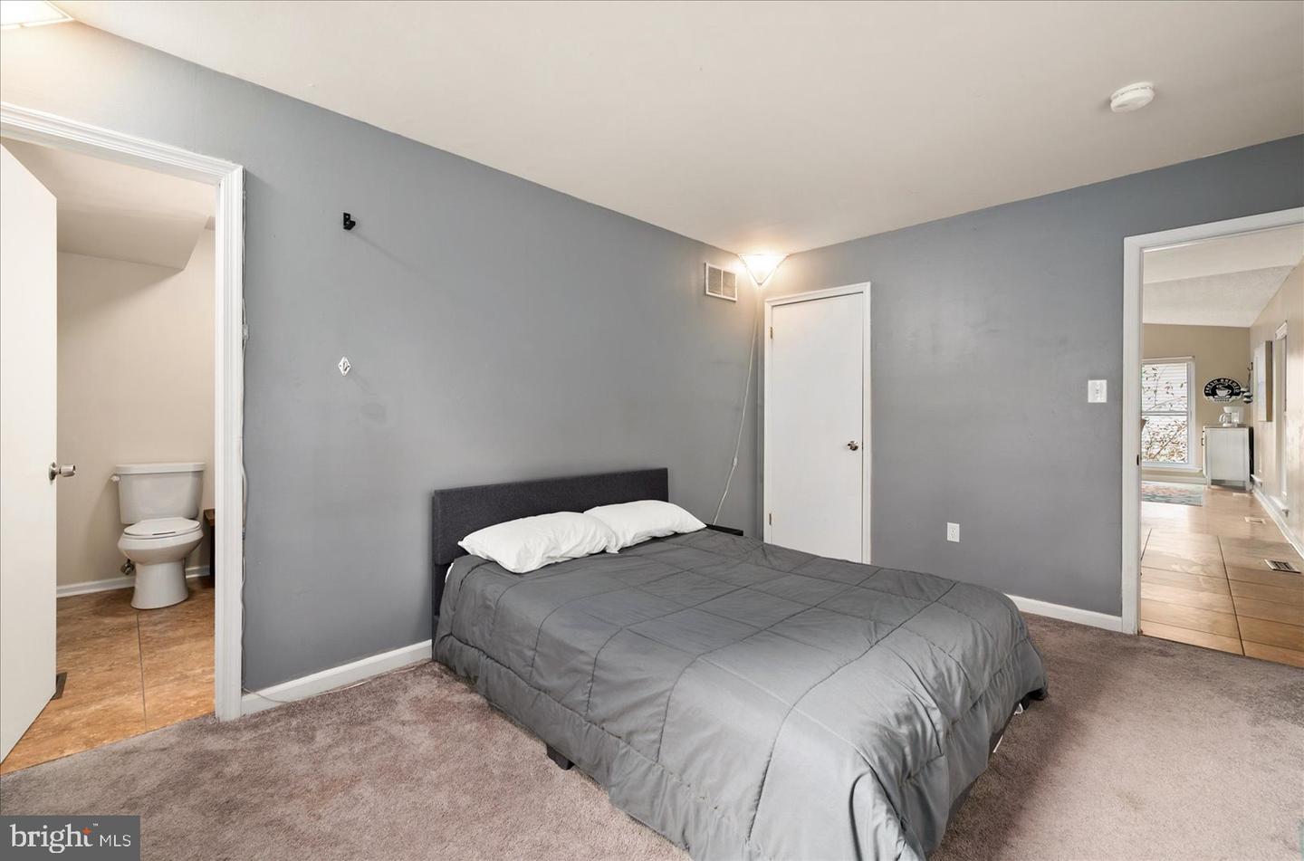 702 Ocean Pkwy Property Photo 26
