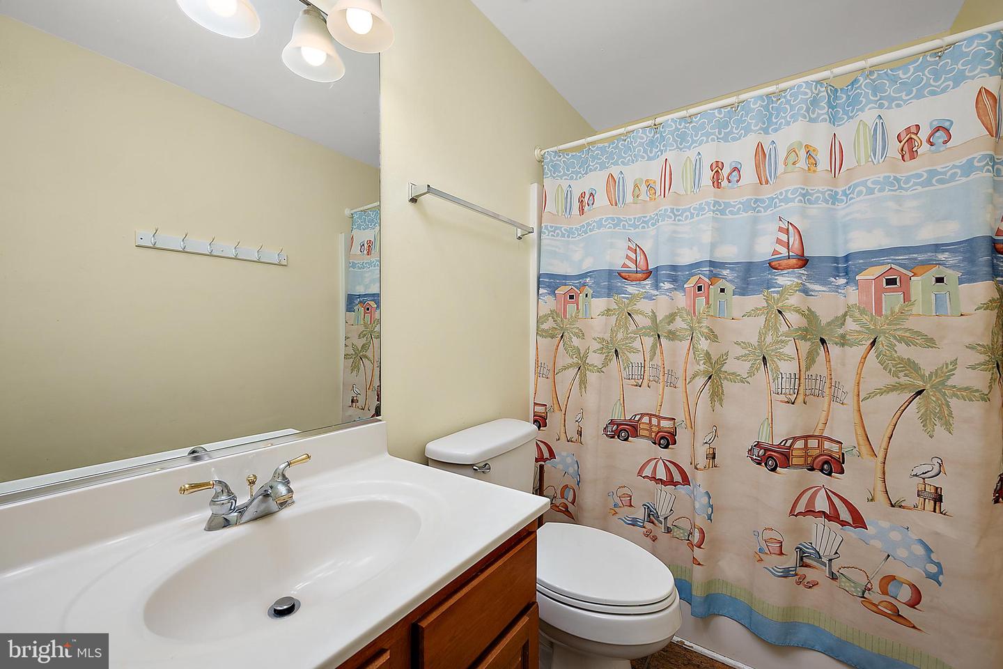 17 78th St #a Property Photo 37