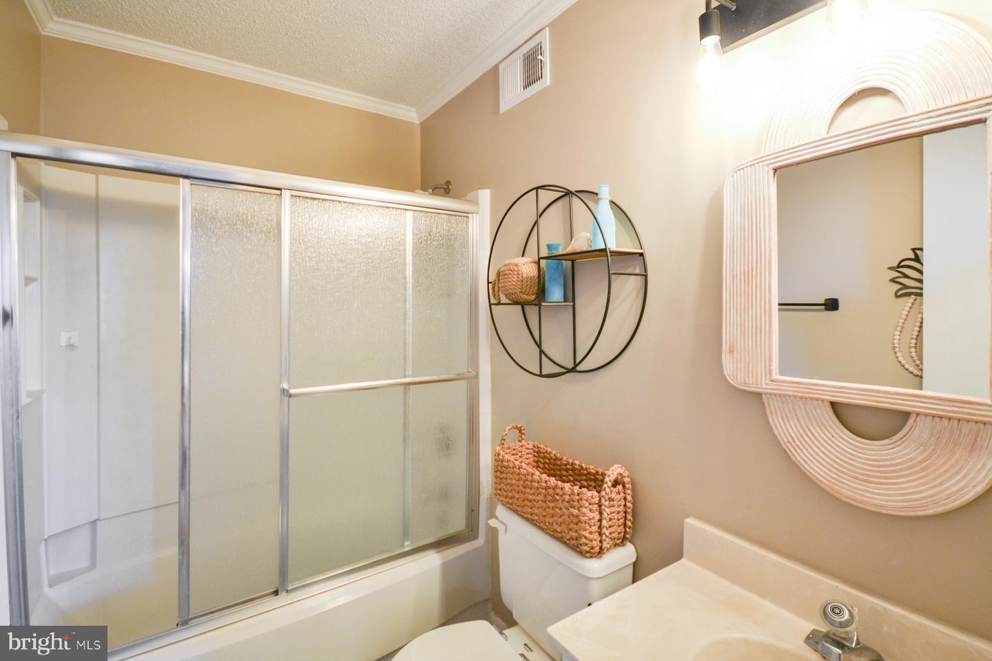 119 Old Landing Rd #204j Property Photo 25