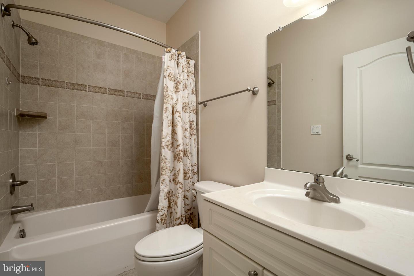 9823 Golf Course Rd #16 Property Photo 18