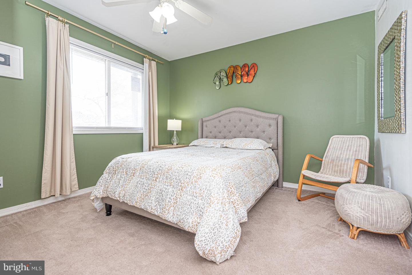 14301 Tunnel Ave #2e Property Photo 13