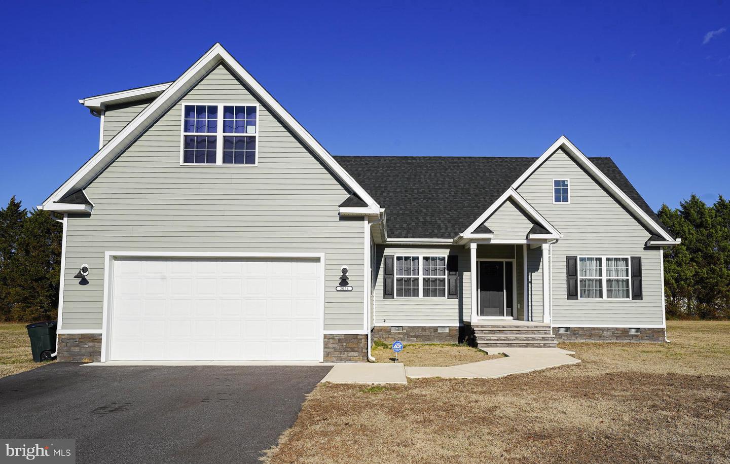 2054 Groton Rd Property Photo