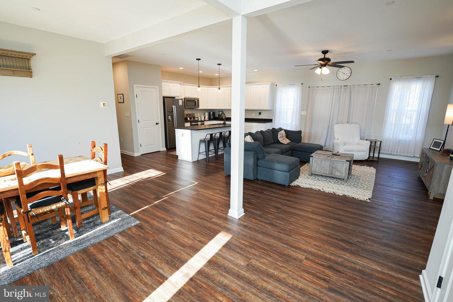 2054 Groton Rd Property Photo 4