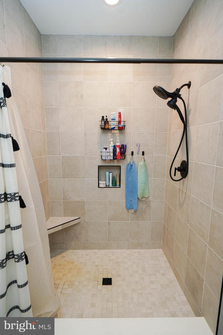 2054 Groton Rd Property Photo 25