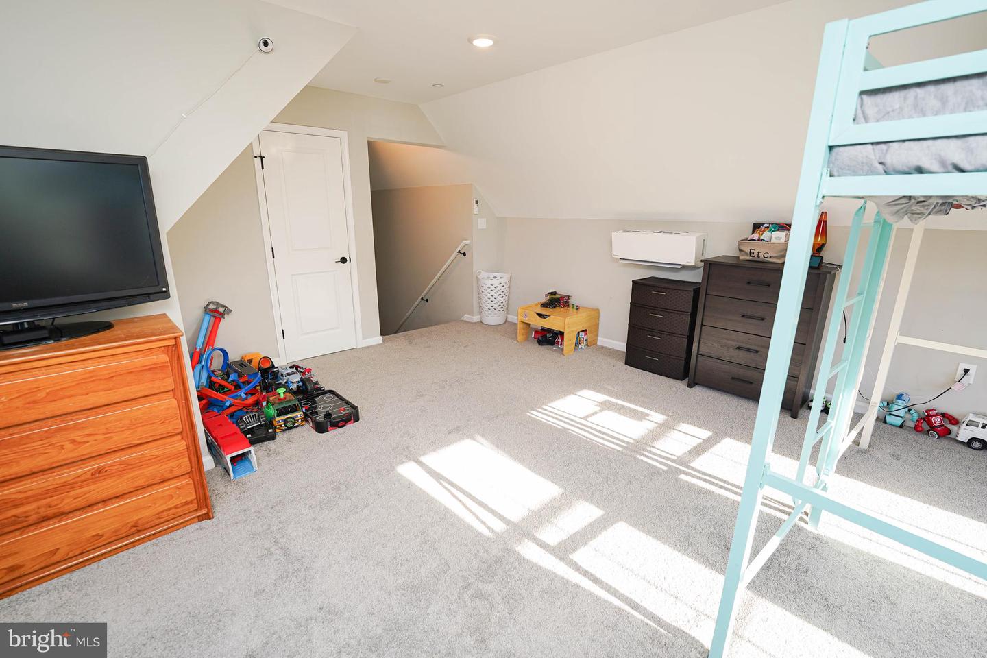 2054 Groton Rd Property Photo 35