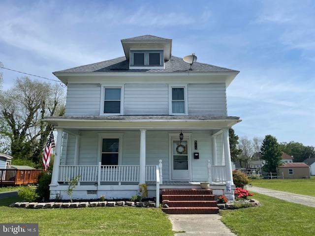 615 Walnut St Property Photo