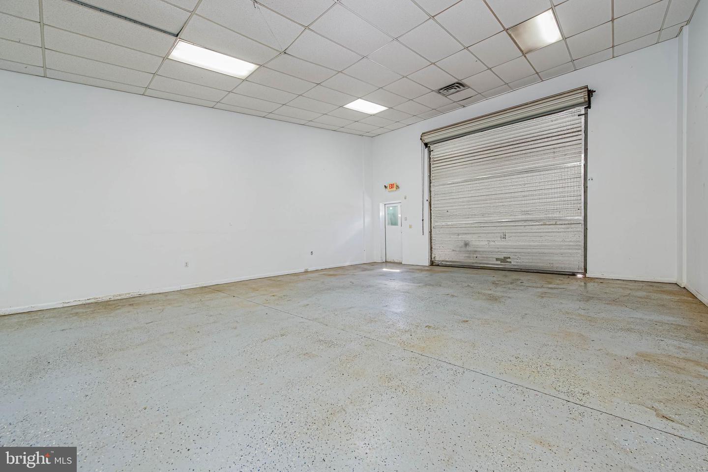 12625 Sunset Ave #4 Property Photo 3