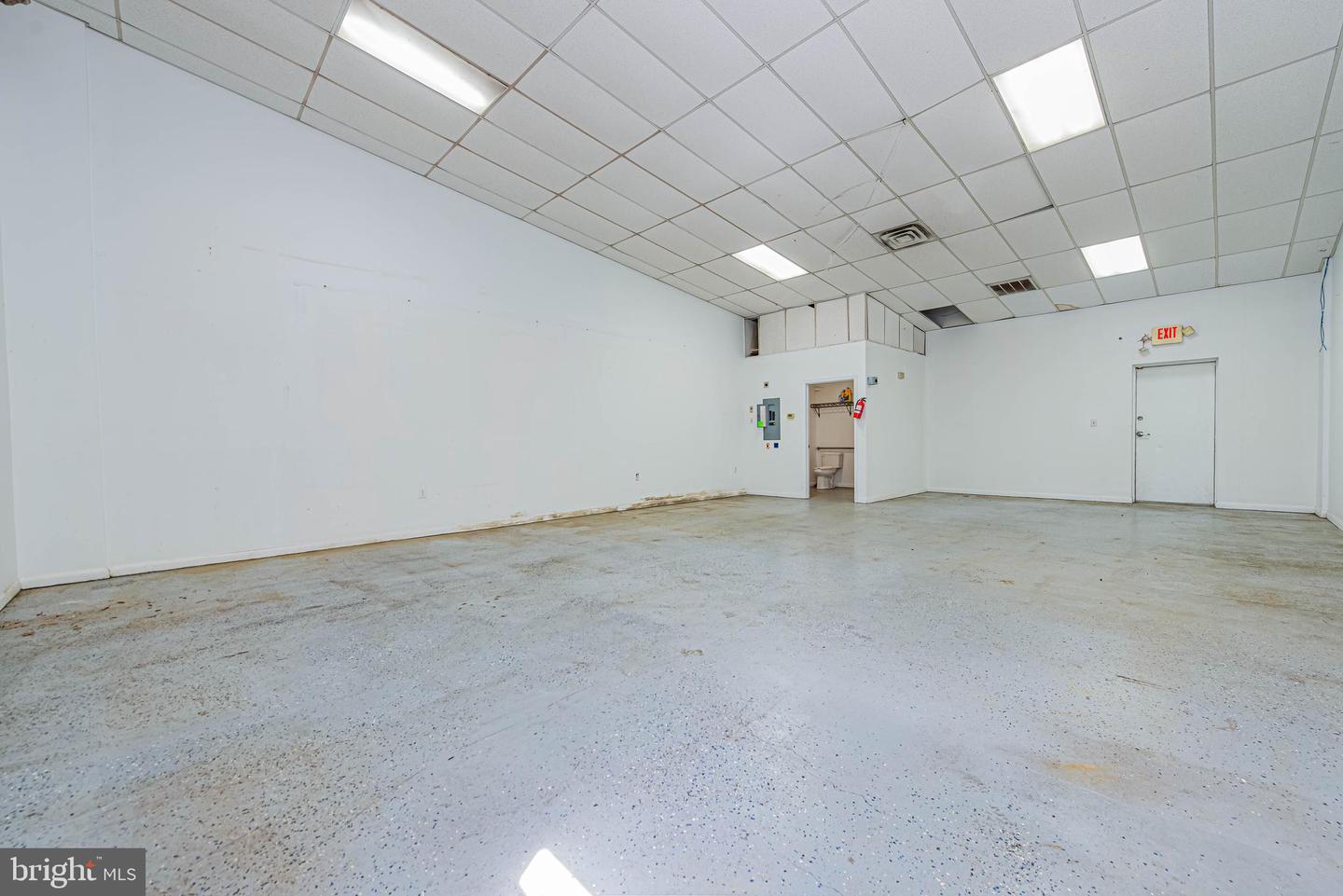 12625 Sunset Ave #4 Property Photo 6