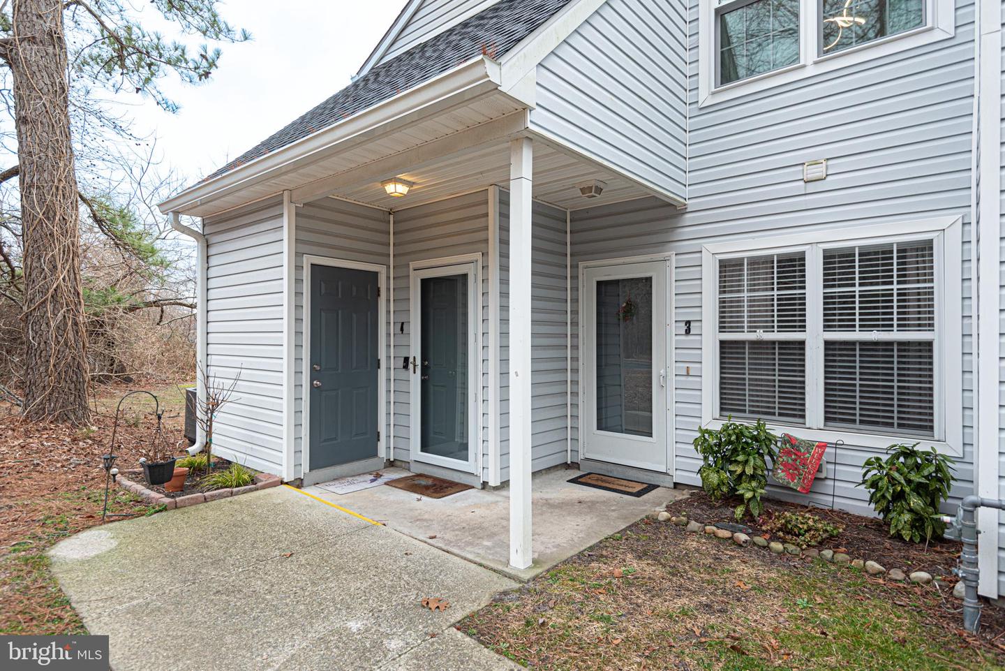 11421 Manklin Creek Rd #4 Property Photo 1