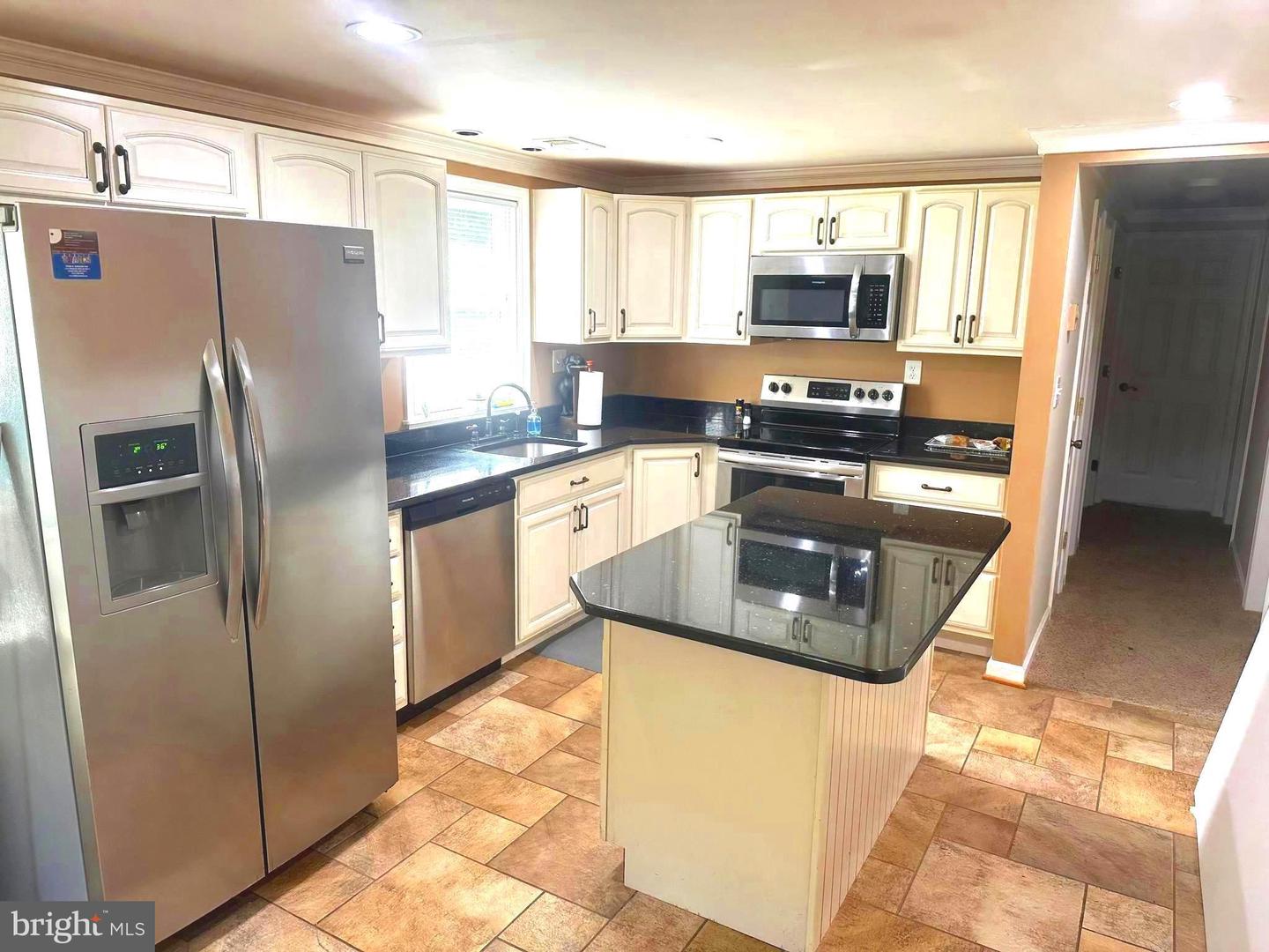 22 Alden Ct Property Photo 8