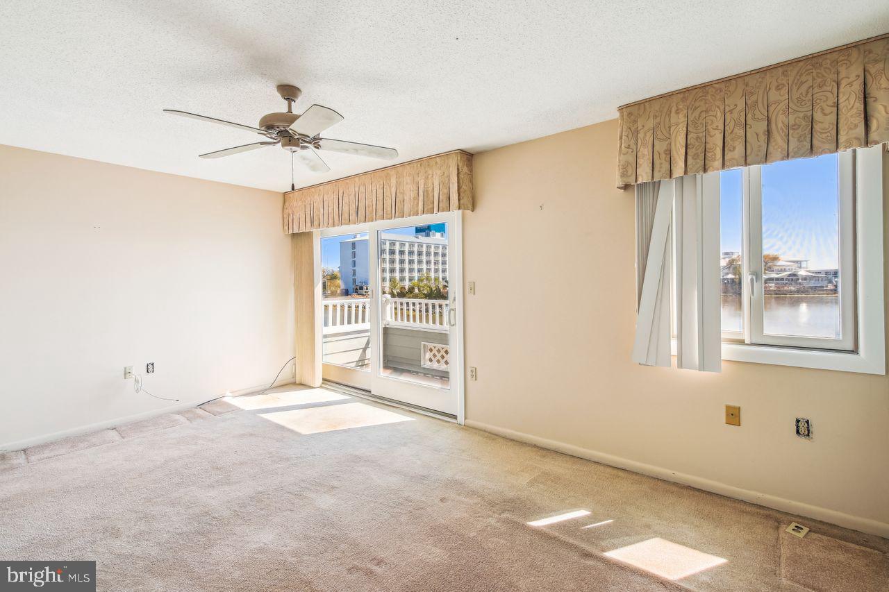 305 Seabay Ln #c7 Property Photo 13