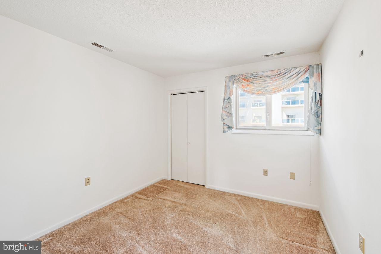 305 Seabay Ln #c7 Property Photo 16