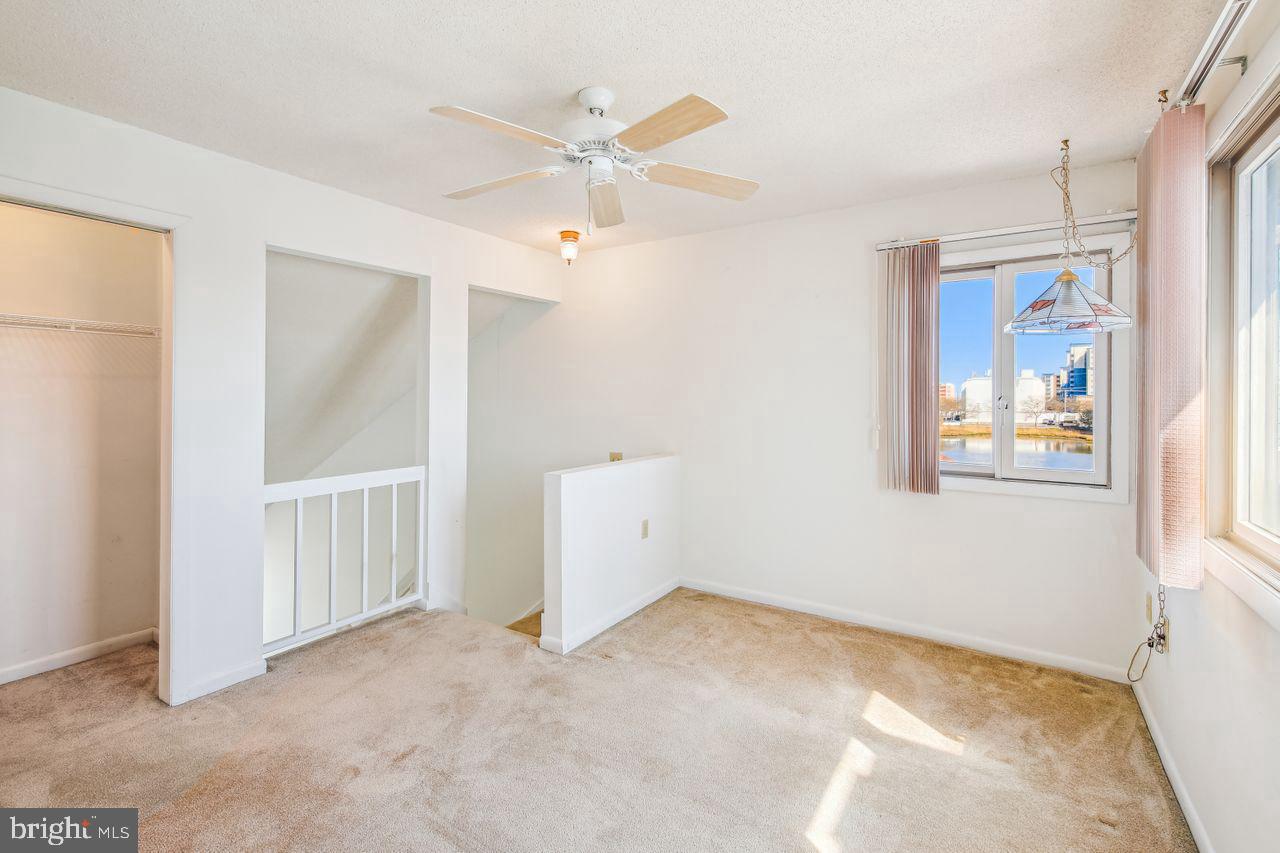 305 Seabay Ln #c7 Property Photo 21