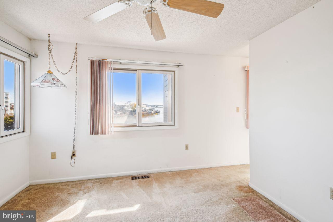 305 Seabay Ln #c7 Property Photo 30