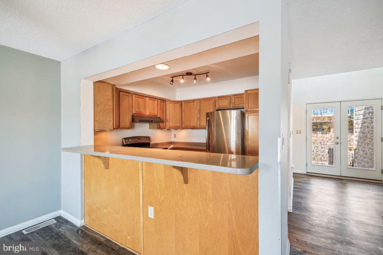 305 Seabay Ln #c7 Property Photo 34