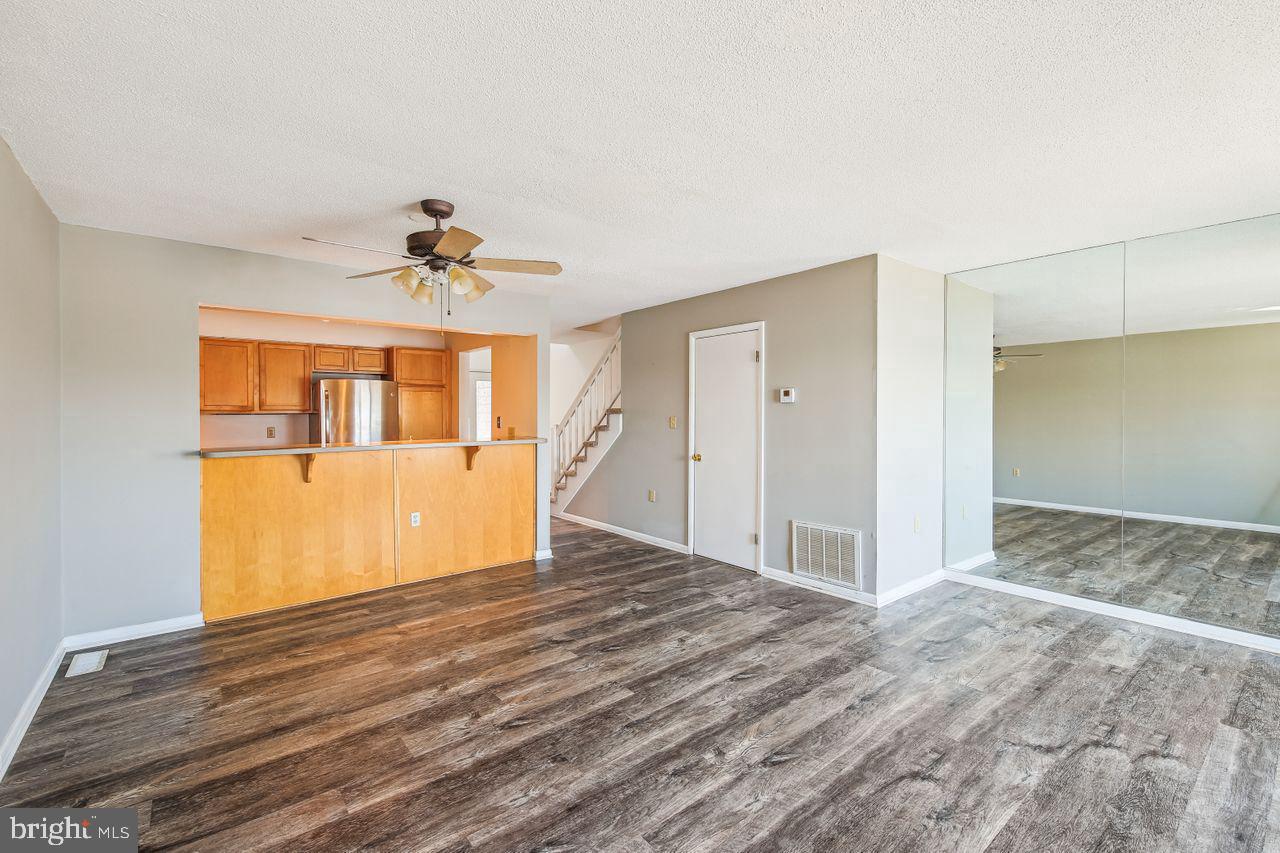 305 Seabay Ln #c7 Property Photo 37