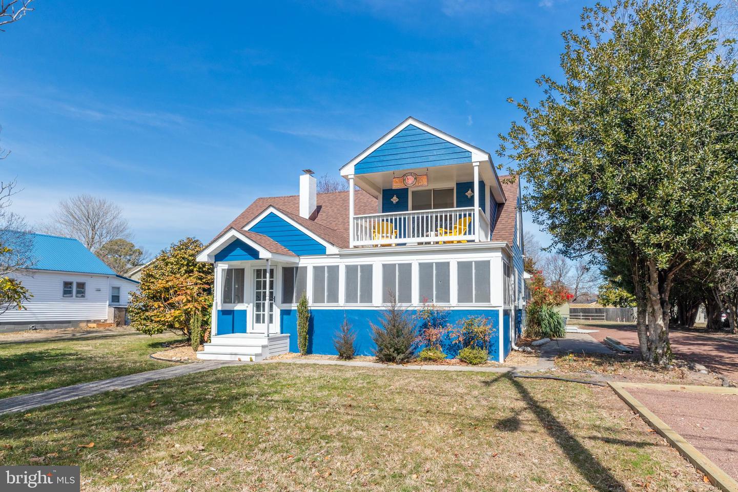 12927 Center Dr Property Photo 6