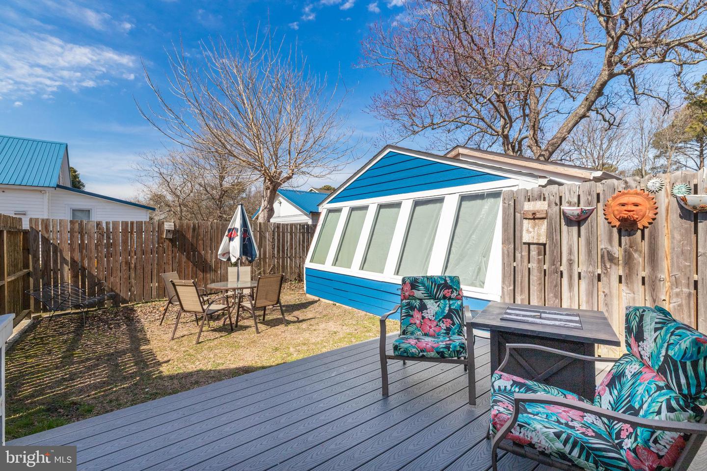 12927 Center Dr Property Photo 13