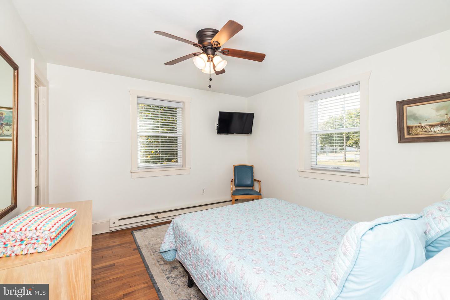 12927 Center Dr Property Photo 27