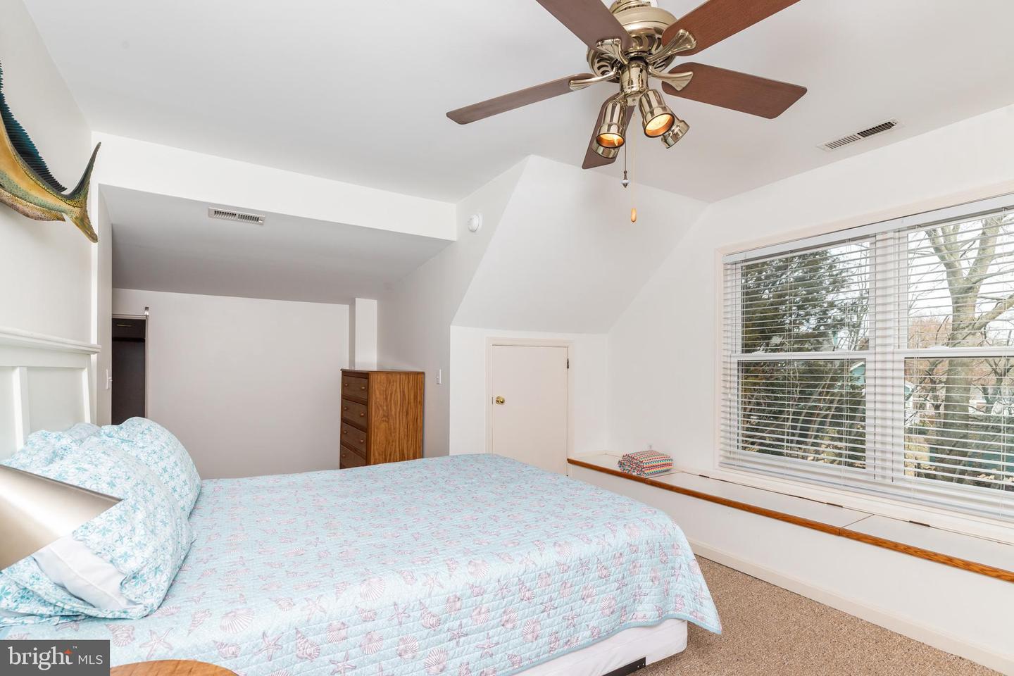 12927 Center Dr Property Photo 42