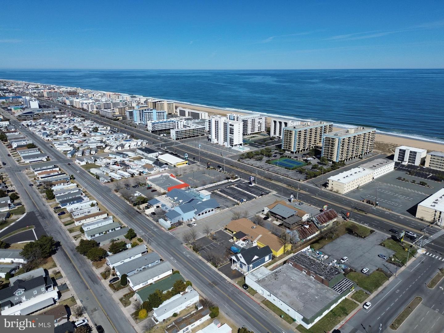 13104 Atlantic Blvd Property Photo 4