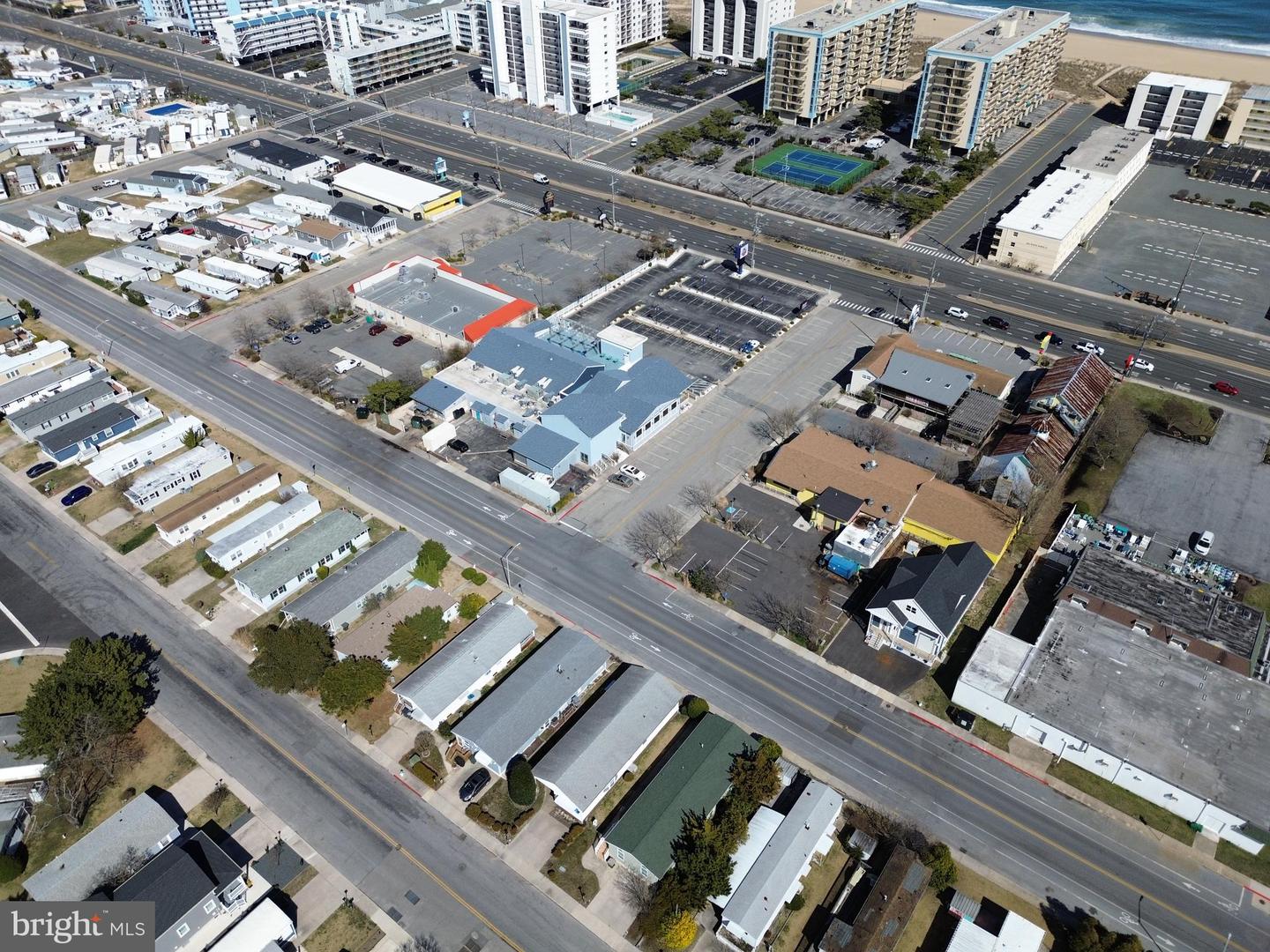 13104 Atlantic Blvd Property Photo 6