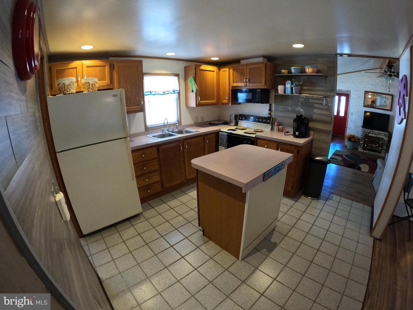 13104 Atlantic Blvd Property Photo 44