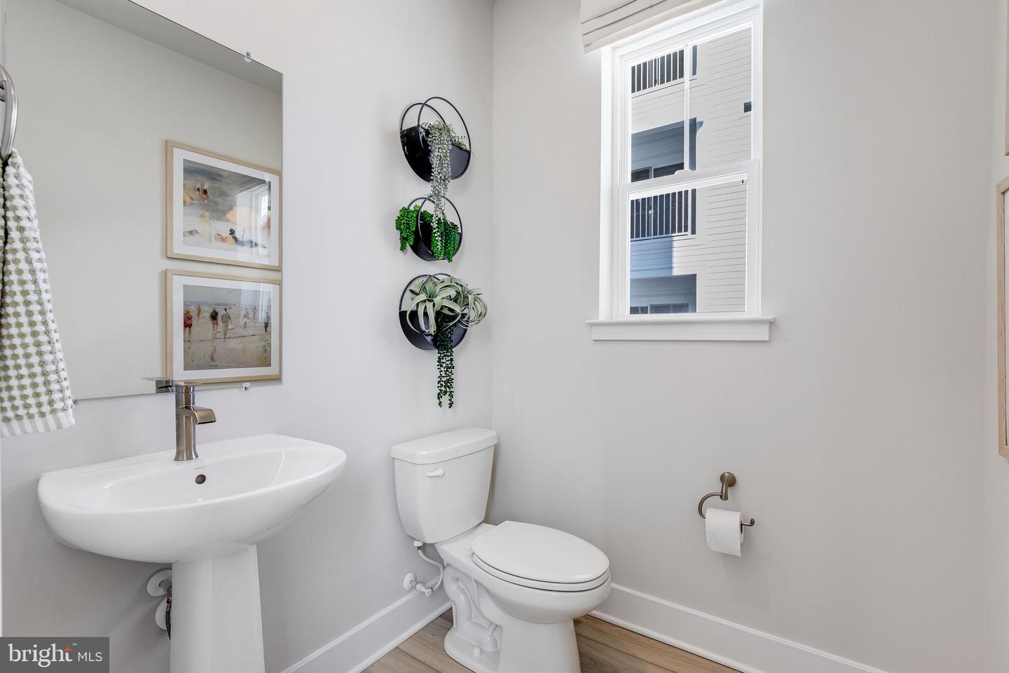 14302 Sinepuxent Ave #f Property Photo 9