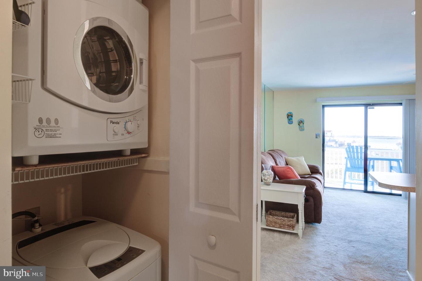 104 56th St #207 Property Photo 8