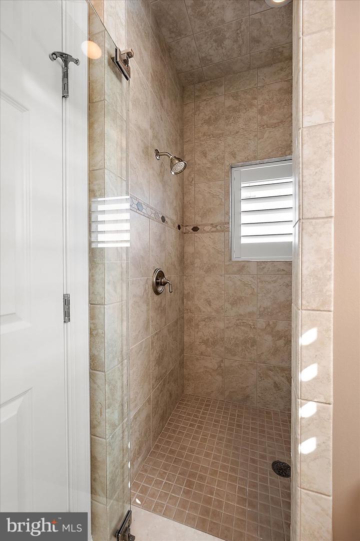 13000 Marina View Ln #19 Property Photo 48