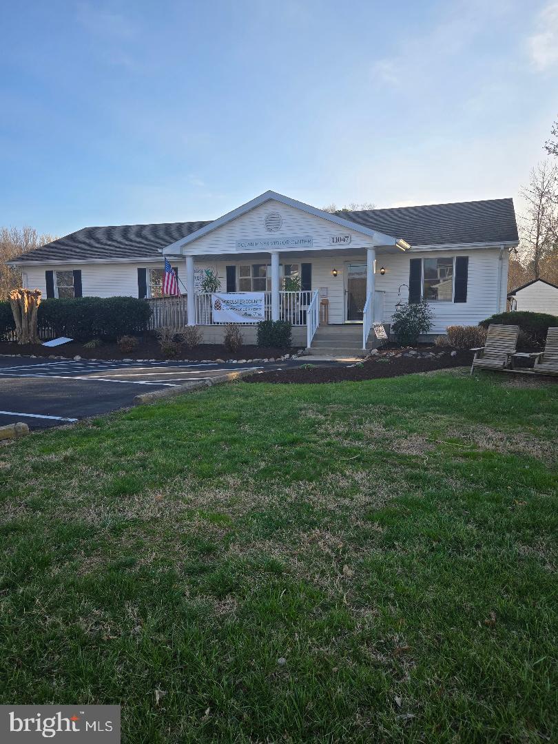 11049 Racetrack Rd #a & B Property Photo 3