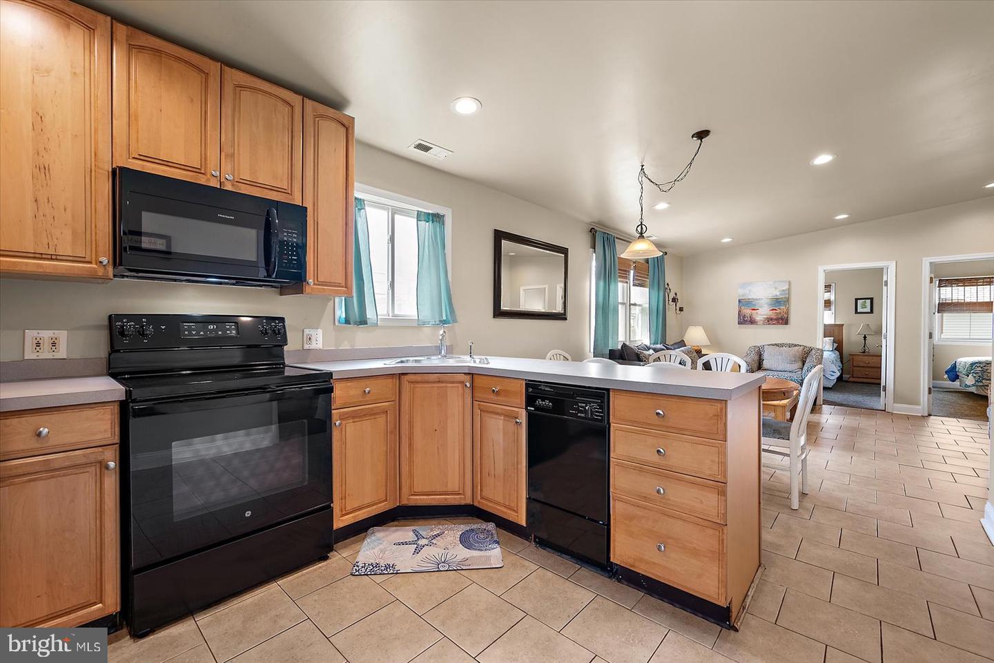 8703-a Caribbean Dr Property Photo 6