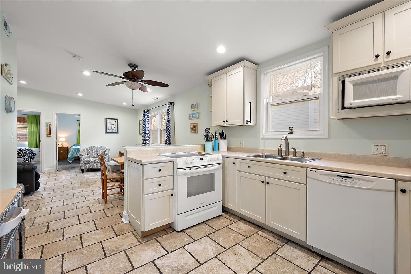 8703-a Caribbean Dr Property Photo 46