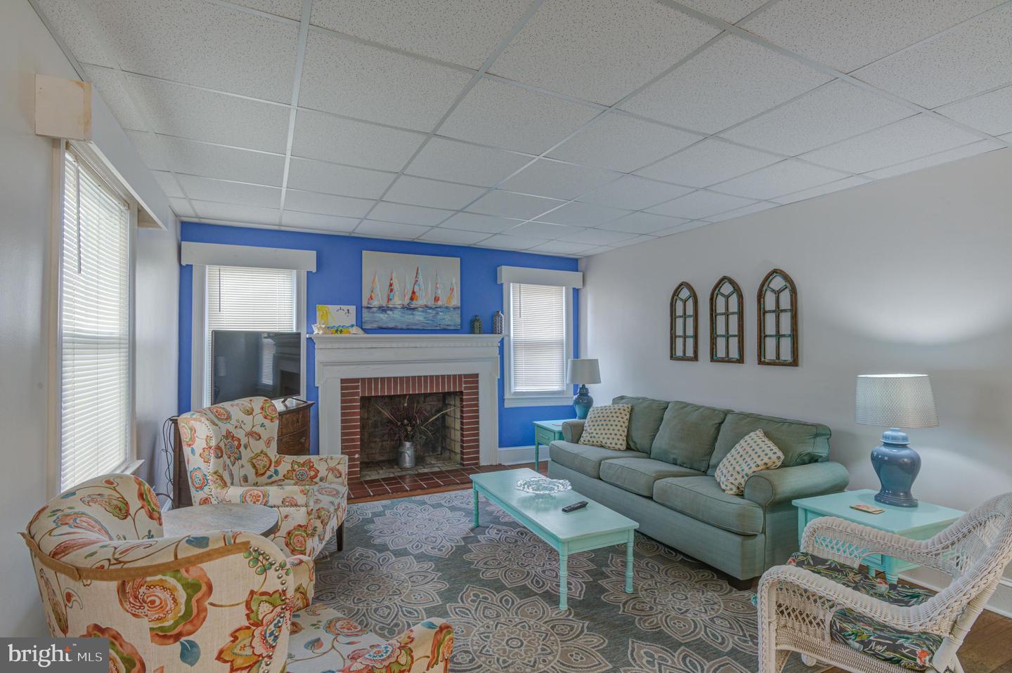 1209 N Baltimore Ave Property Photo 46