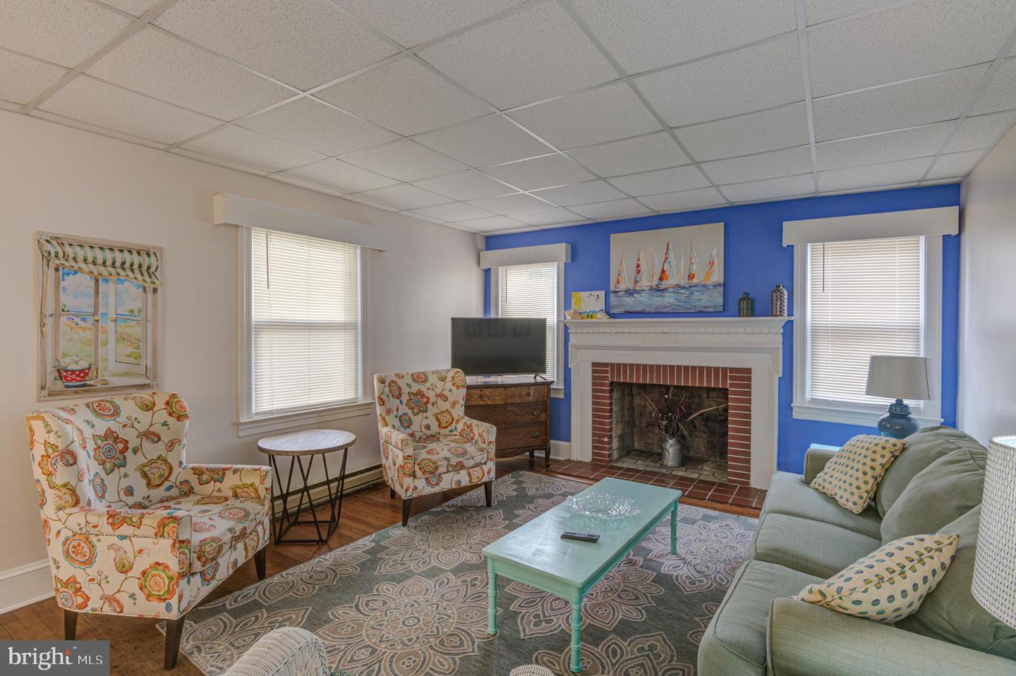 1209 N Baltimore Ave Property Photo 48