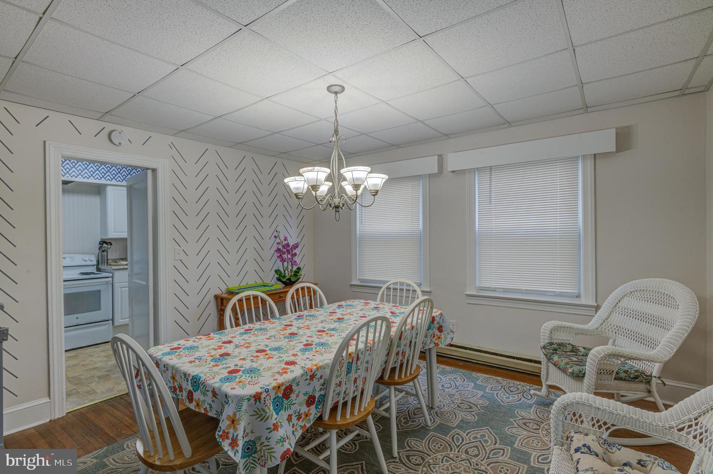 1209 N Baltimore Ave Property Photo 52