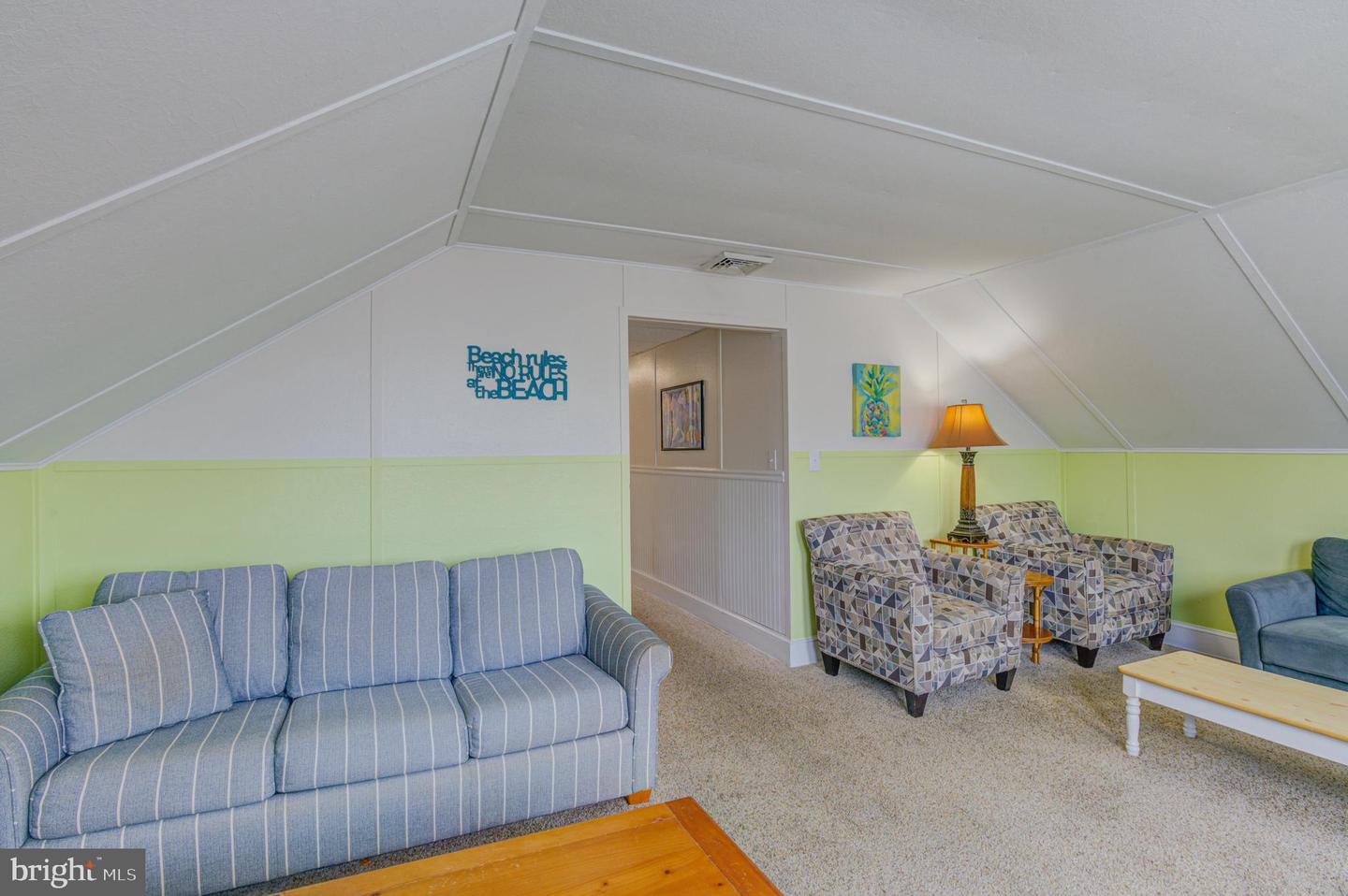 1209 N Baltimore Ave Property Photo 86