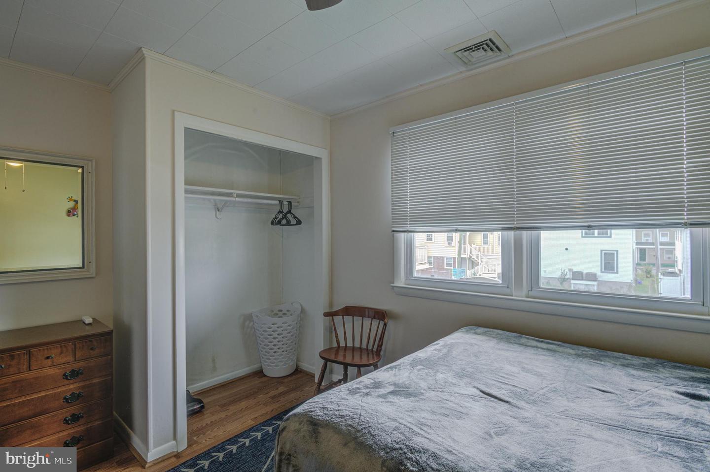 1209 N Baltimore Ave Property Photo 117