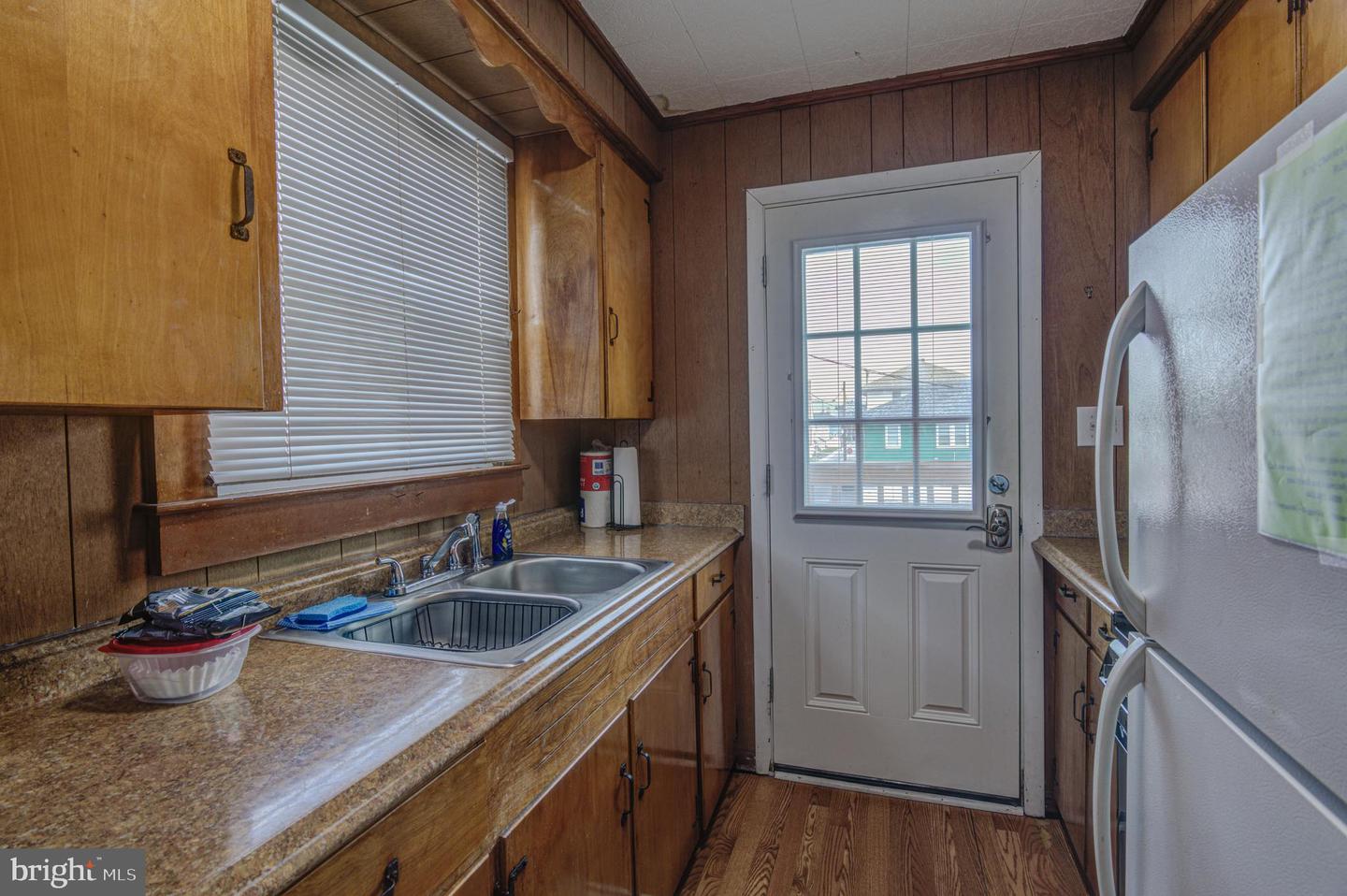 1209 N Baltimore Ave Property Photo 119