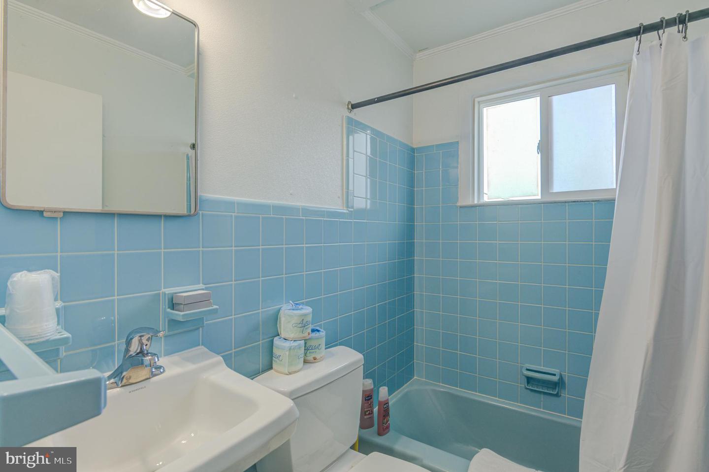 1209 N Baltimore Ave Property Photo 126