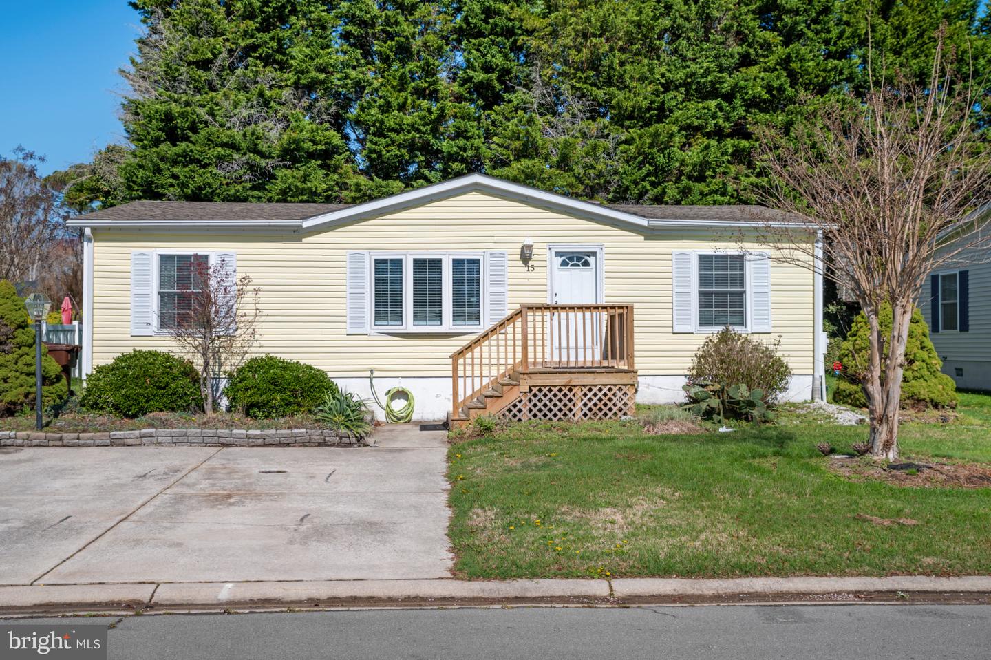 15 Anchor Way Dr Property Photo 1