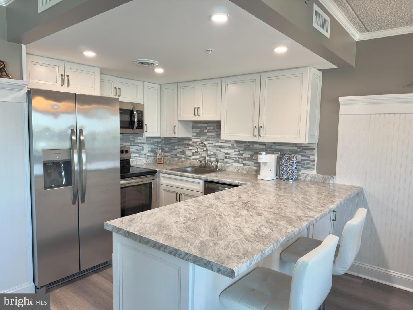 205 Somerset St #b308 Property Photo 11