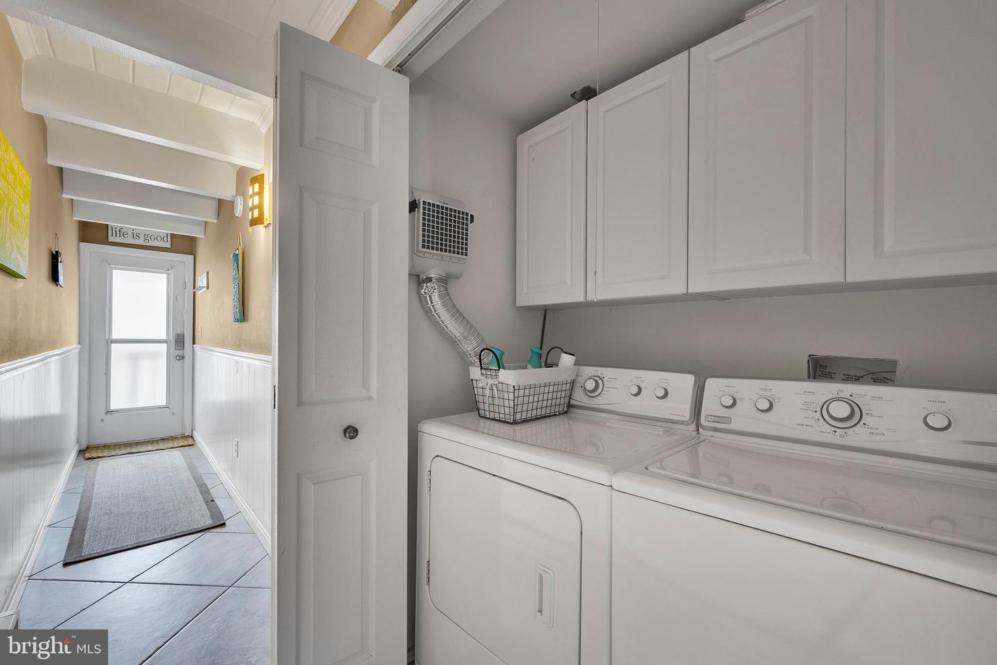 5 93rd St #8 Property Photo 18